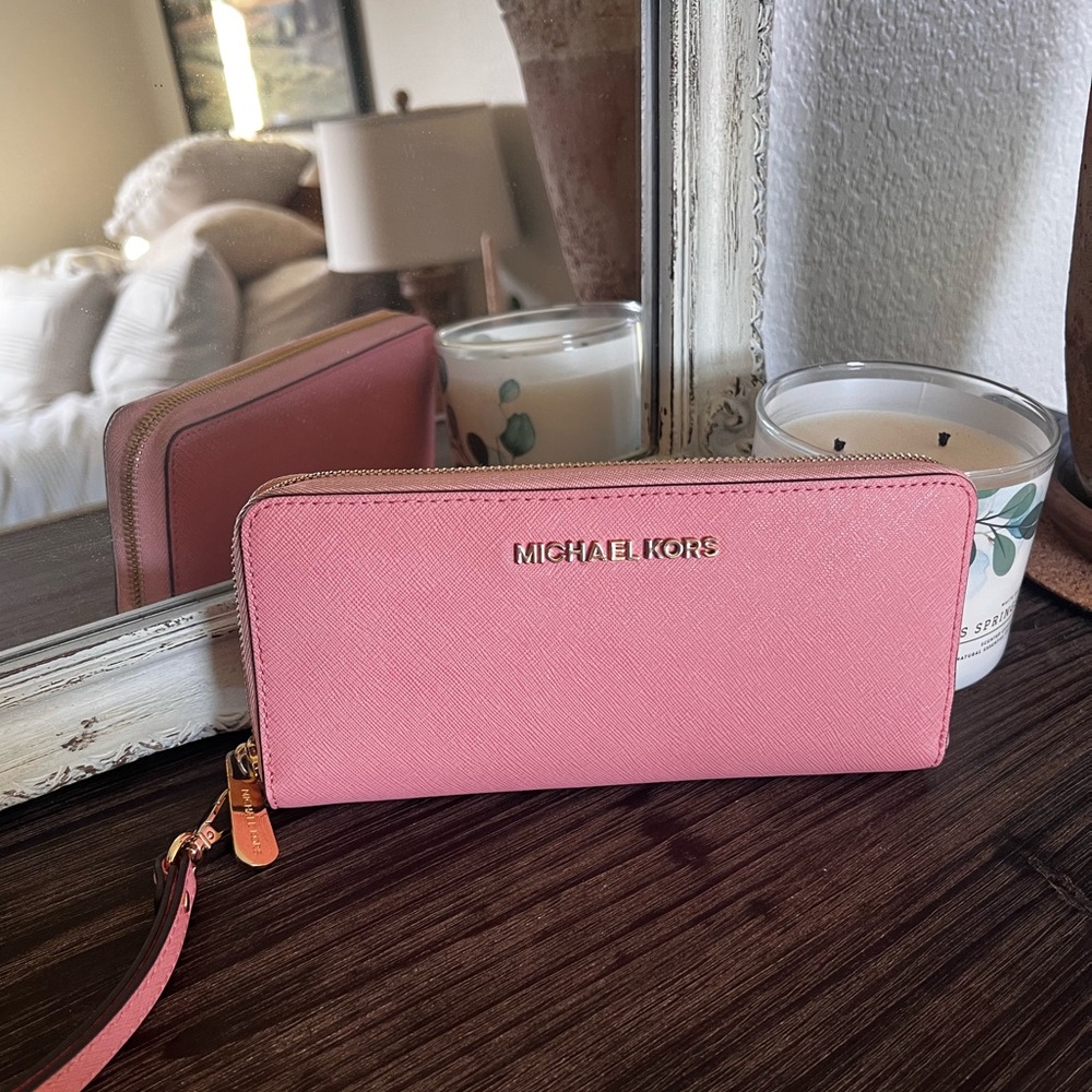 Michael Kors Pink Leather Wallet with Wrist Strap